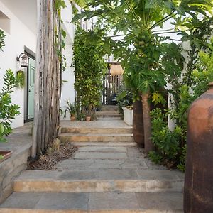 Altanure Almatere - Food Forest Boutique Stay